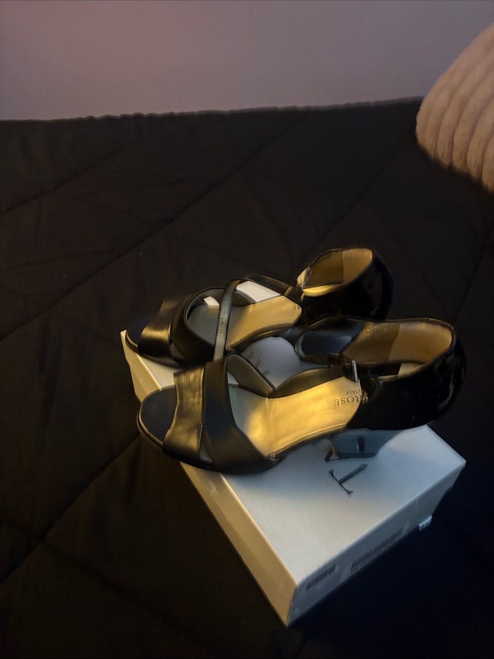 TARYN ROSE box - Picture 6 of 9
